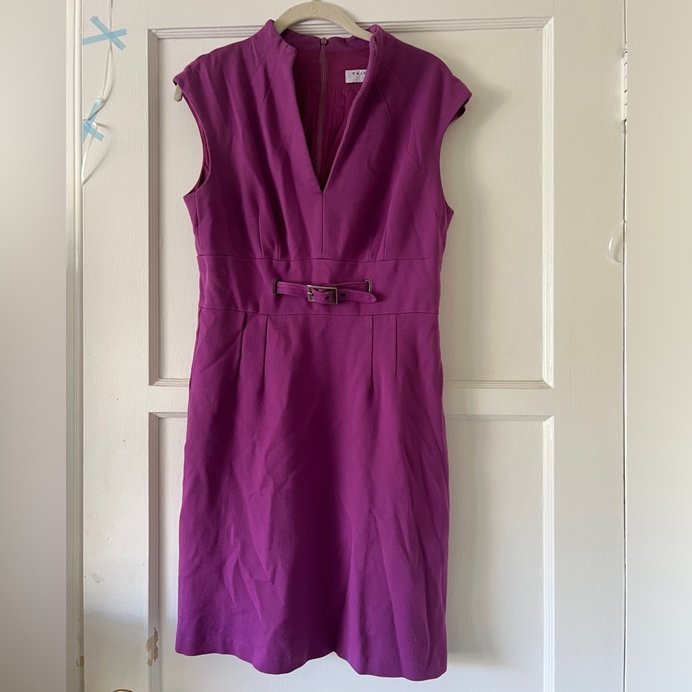 TRINA TURK V-neck Buckle Front Dress Size 10 Fuchsia / Purple Soft Mod Sheath
